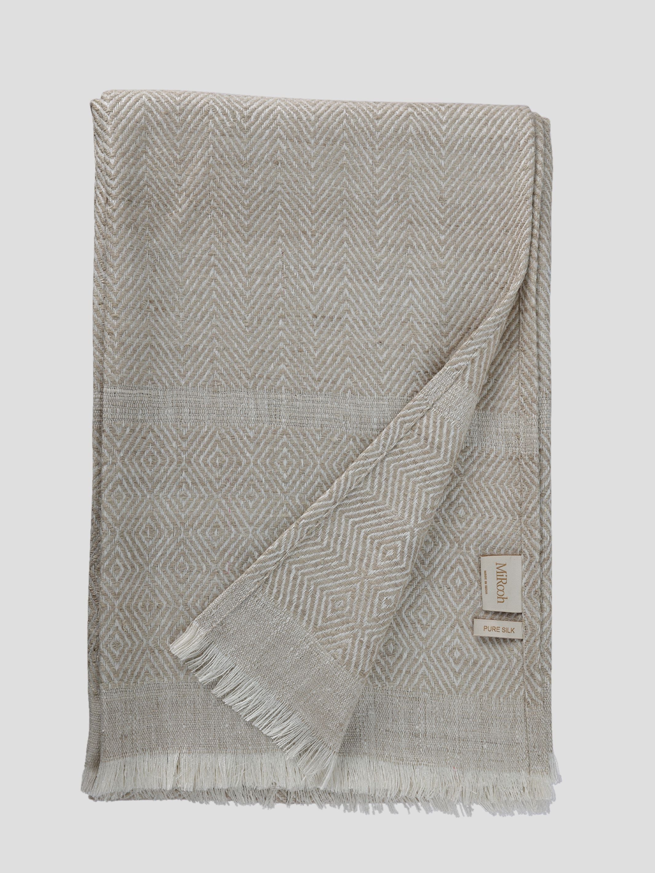 Throw - Ferdaus Bahaar Beige