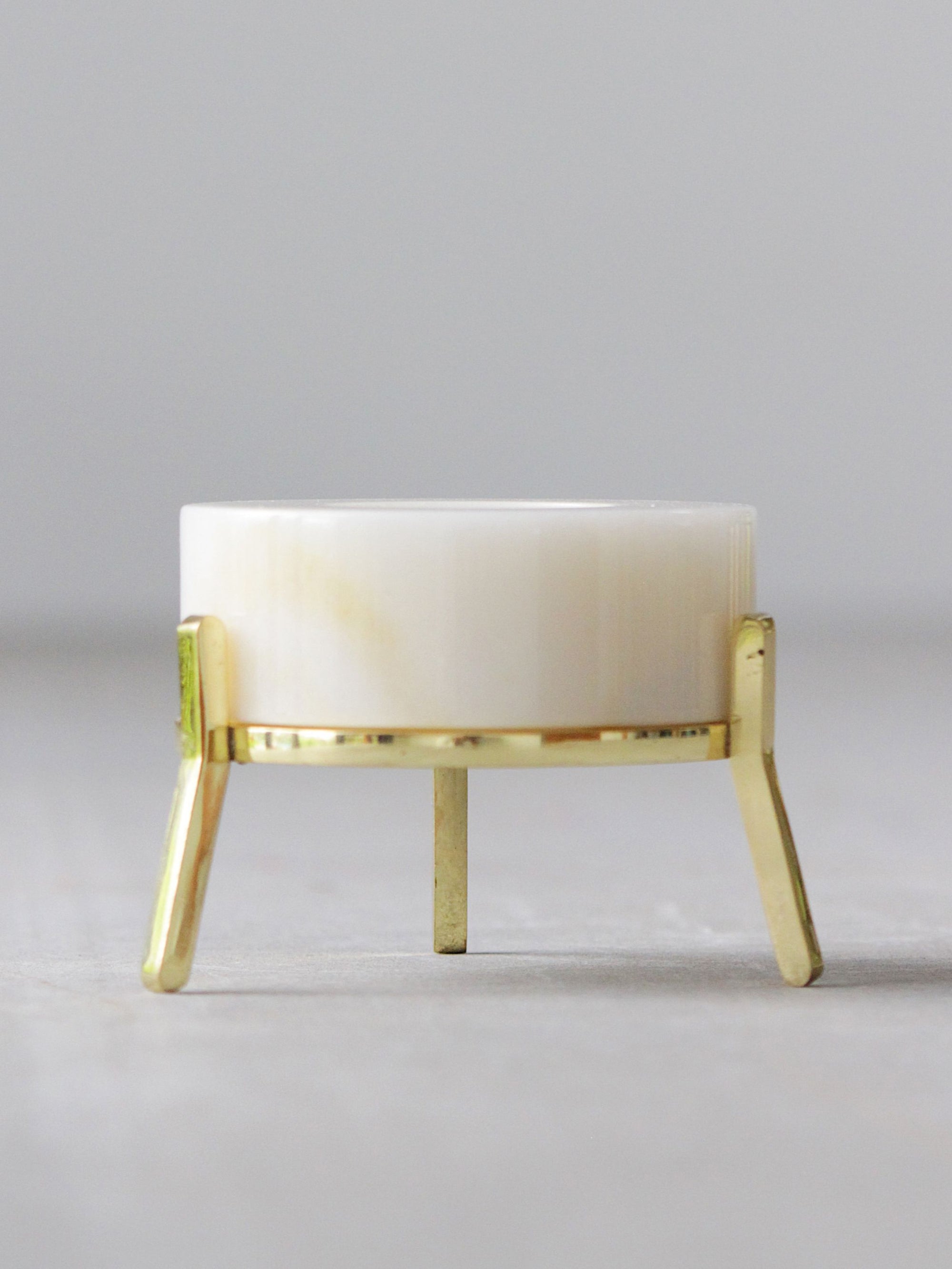 Fyre 2.0 - Small  White
