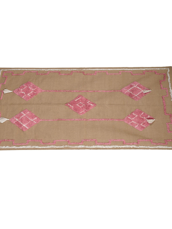 Garis Tufted Rug