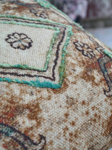Cushion Cover - Gea Embroidered Cotton