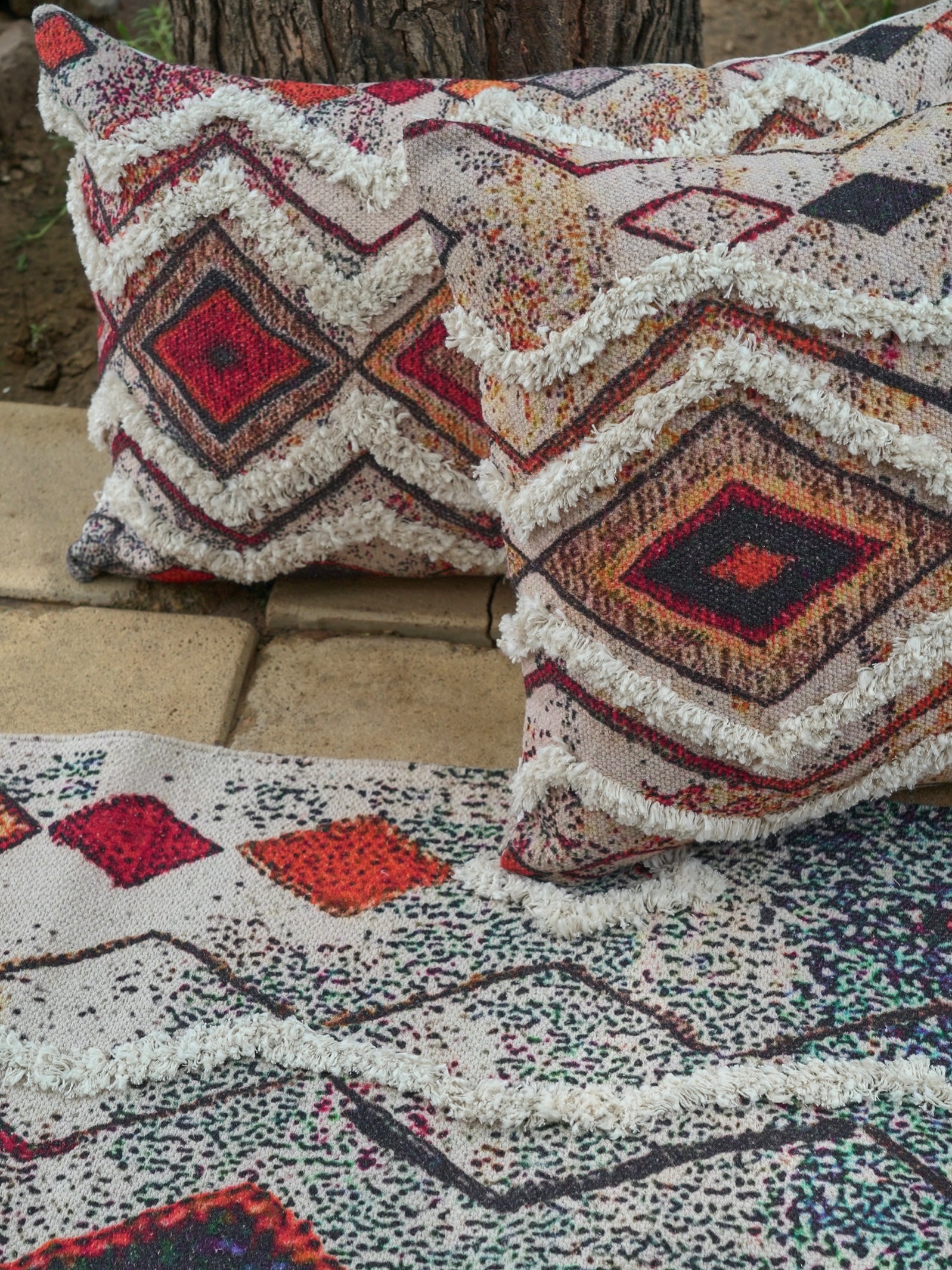 Heriz Embroidered Pillow Cover