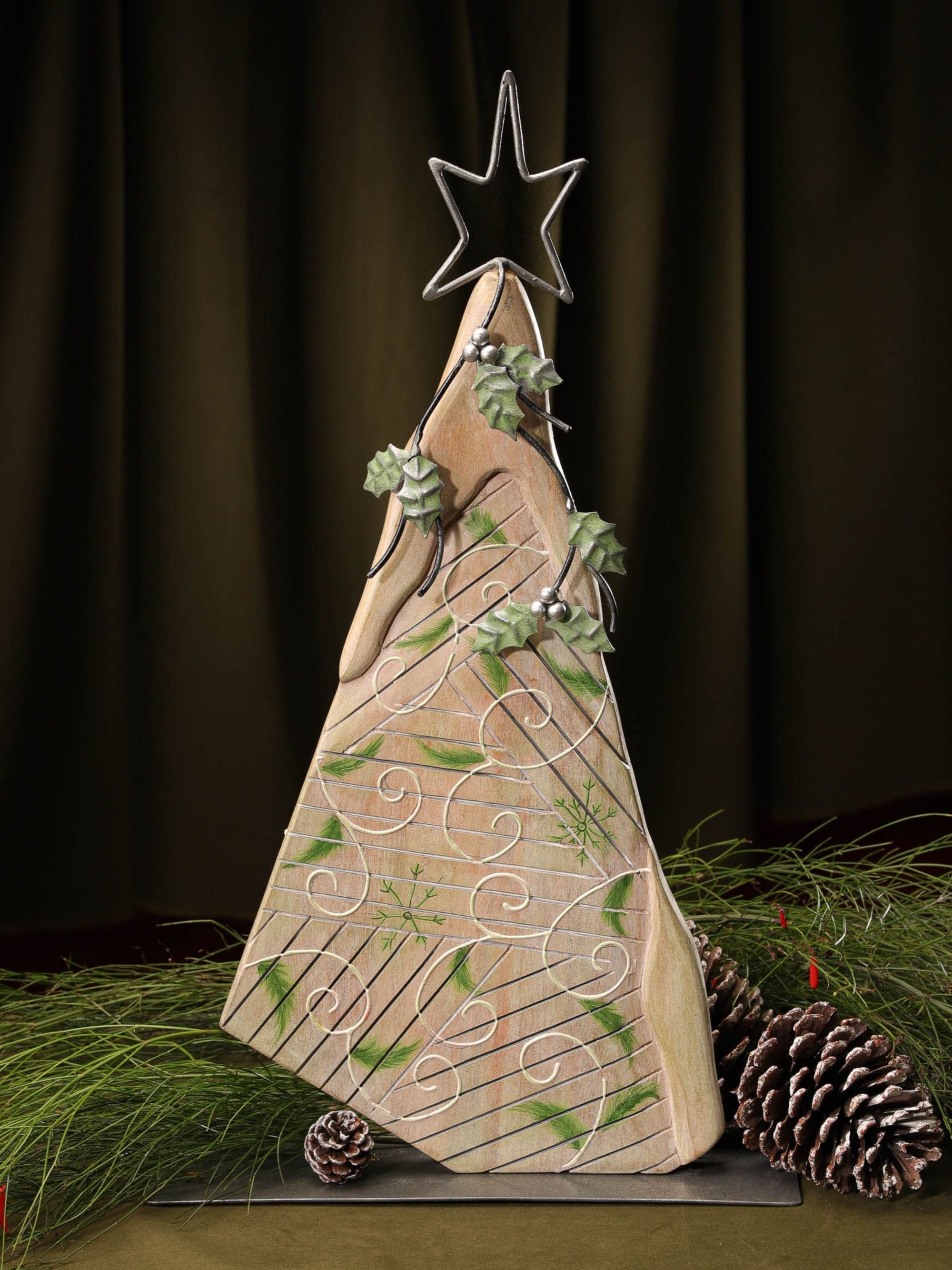 Holly Xmas Wooden Tree