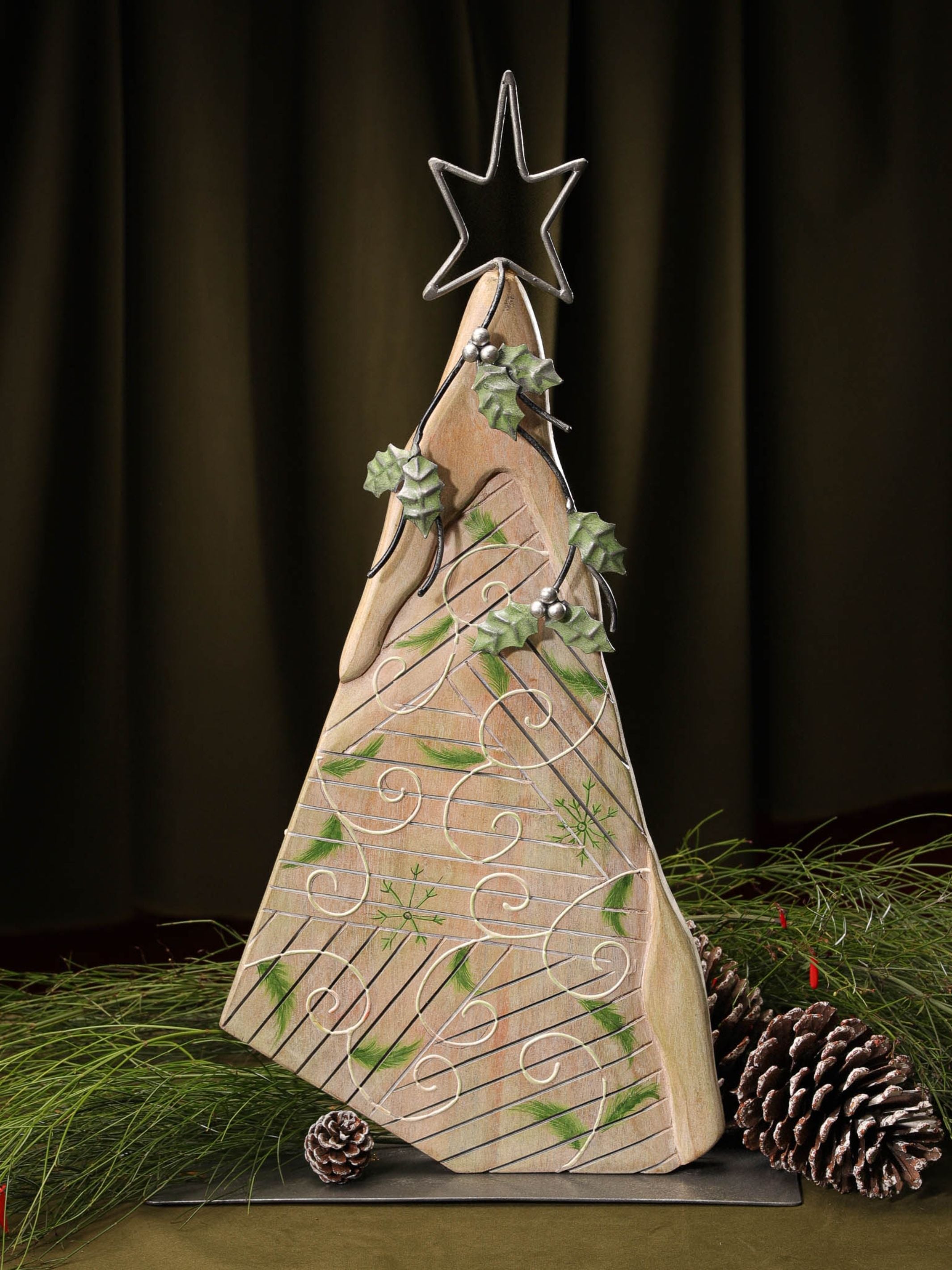 Holly Xmas Wooden Tree