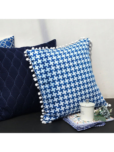 Houndstooth Printed Cushion Space