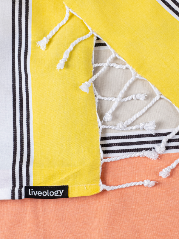 Isla Del Sol Woven Beach Towel