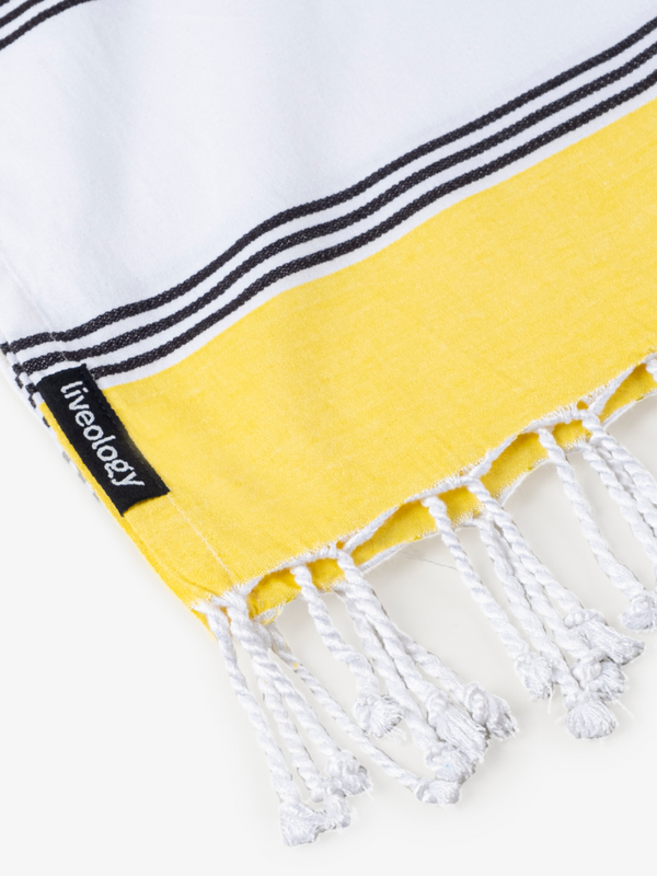 Isla Del Sol Woven Beach Towel