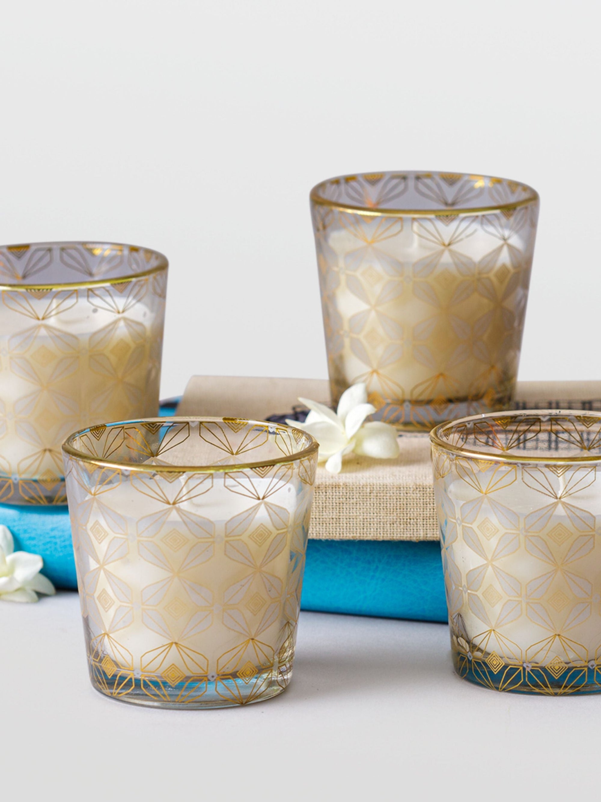 Kikli Silver Candle Set of 4