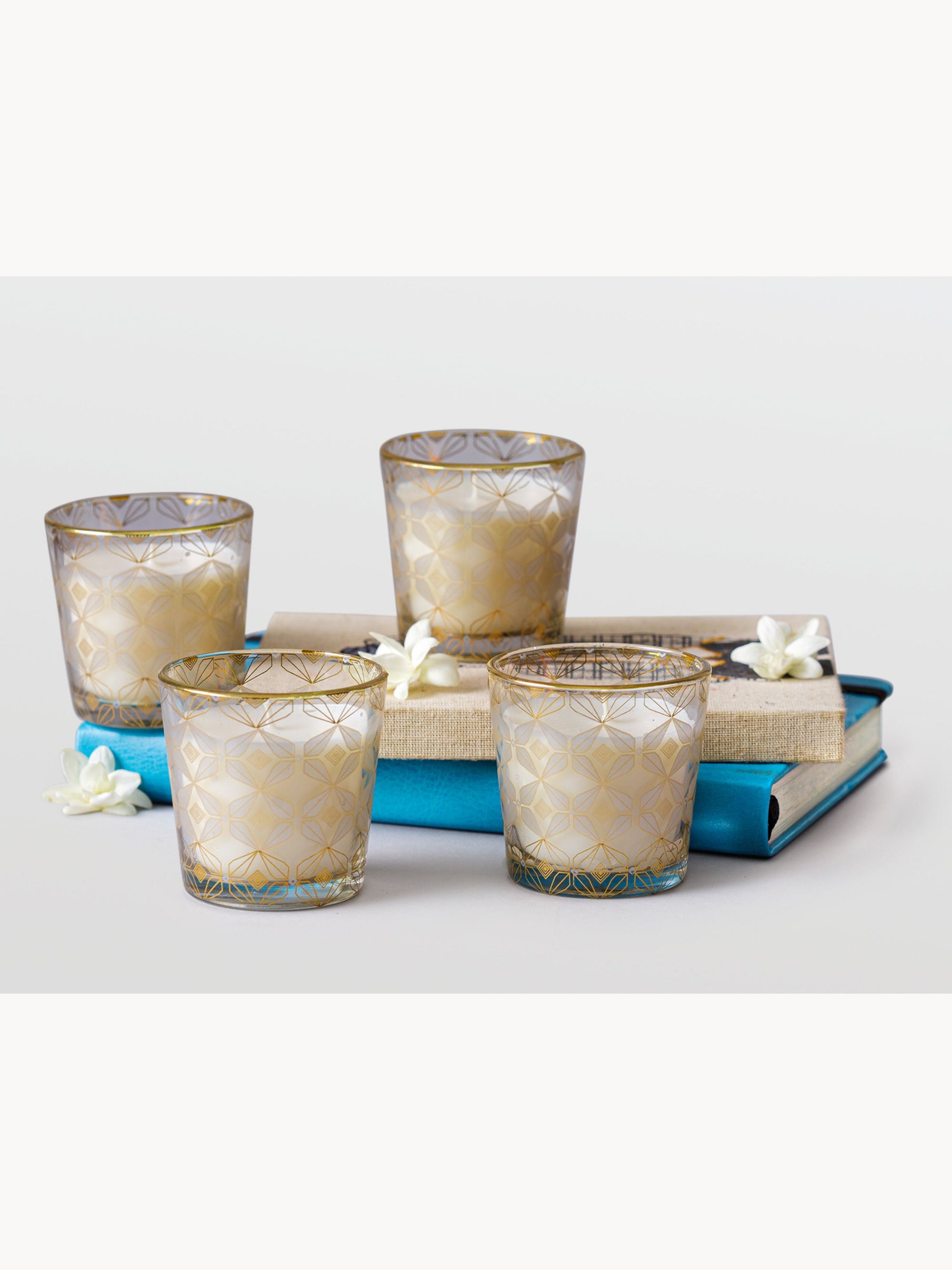 Kikli Silver Candle Set of 4