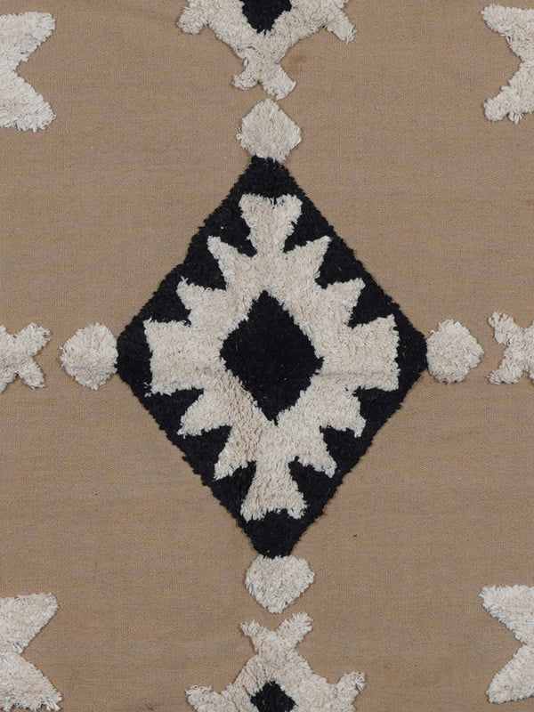 Makosa Tufted Rug
