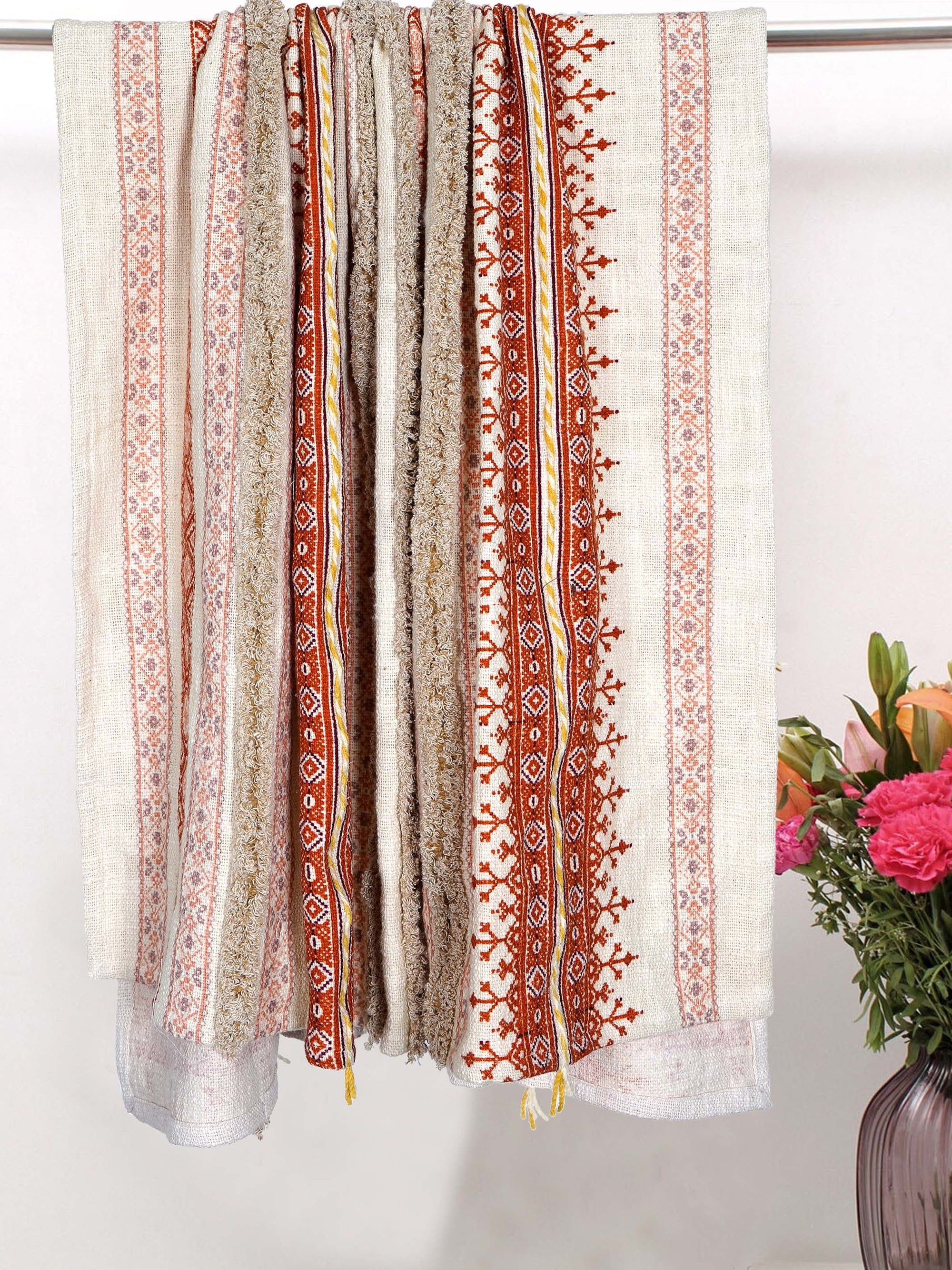 Throw - Mihrab Embroidered