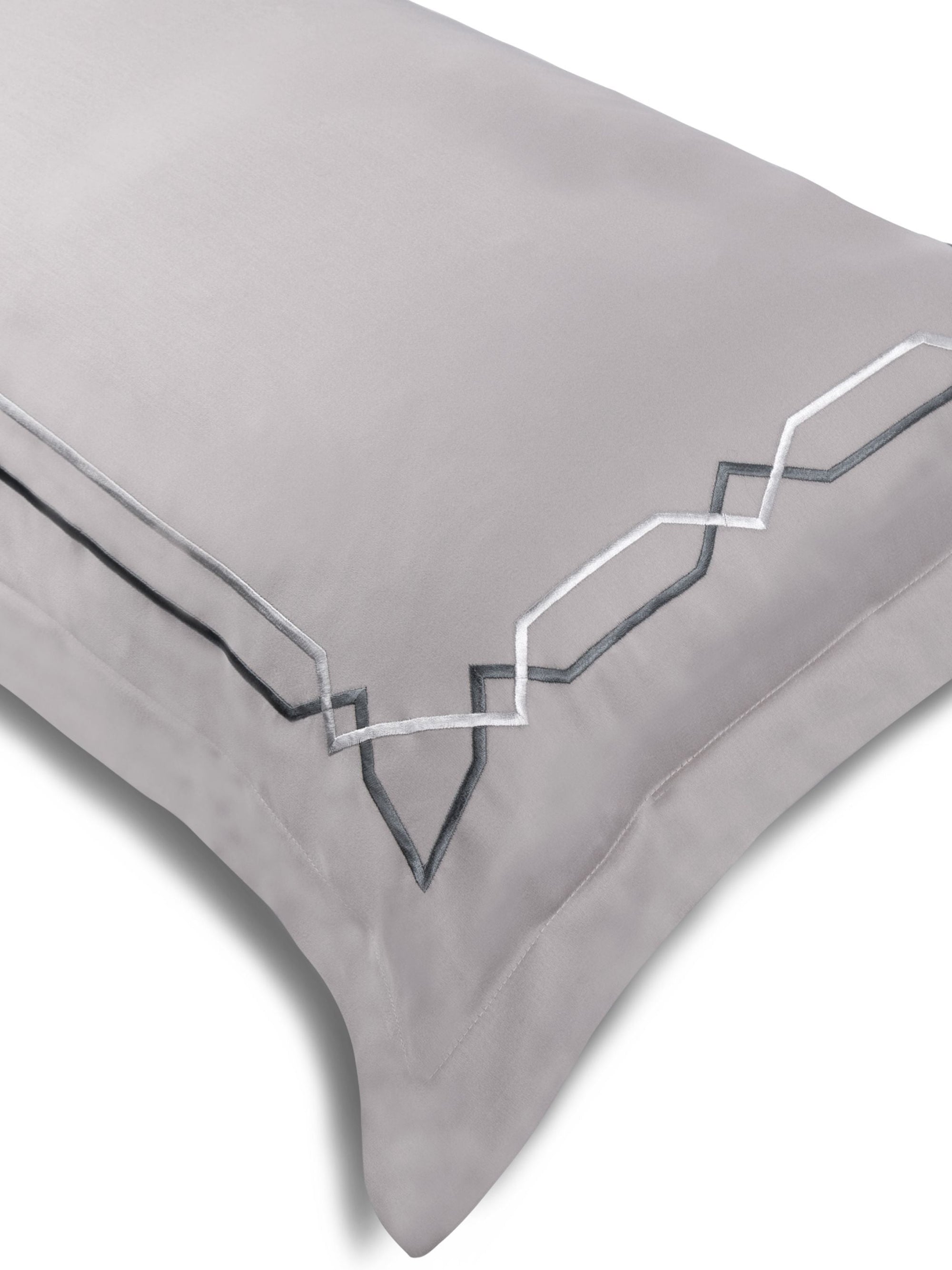 Bedsheet - Mountain Trail Modern Grey