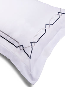 Bedsheet - Mountain Trail White