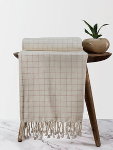 Throw - Nafisa Ivory Soft Pink