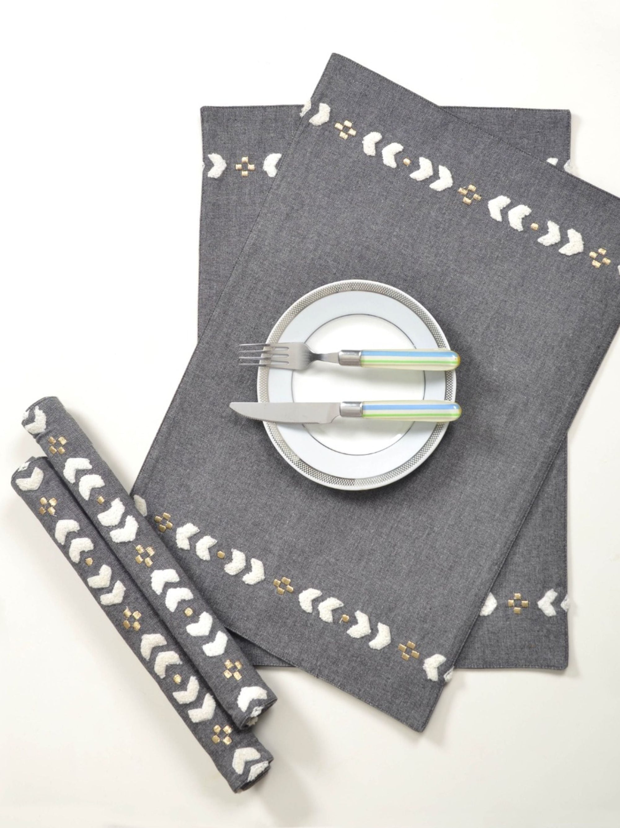 Navroz Emb Placemat