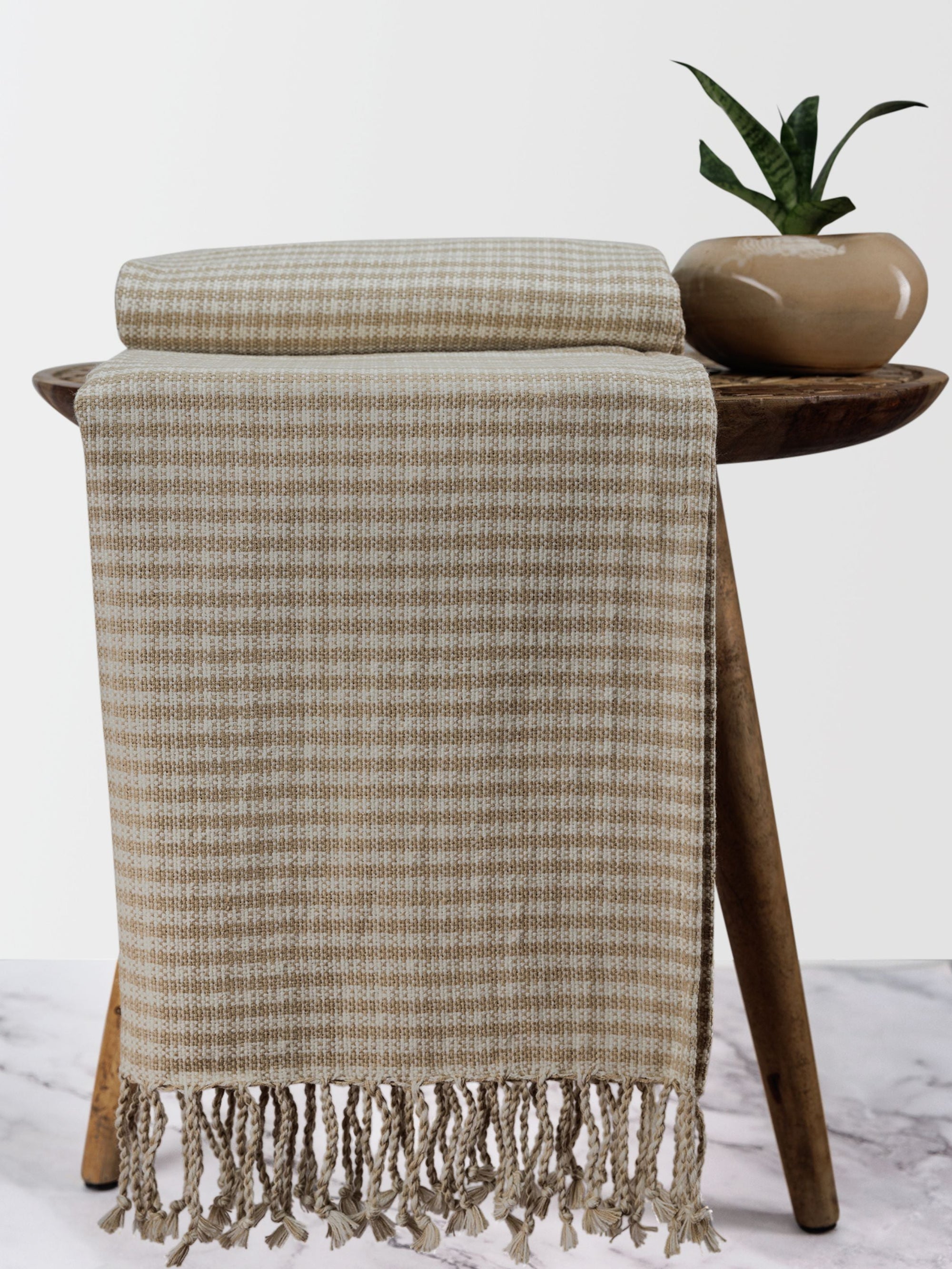 Throw - Noor Ivory Latte