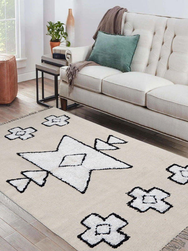 Olmos Tufted Rug