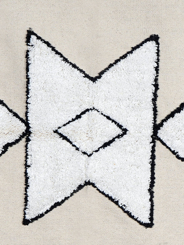 Olmos Tufted Rug