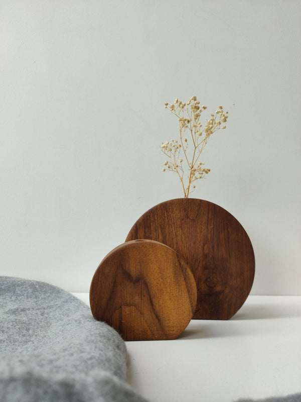 Wooden Orbit Vase Round