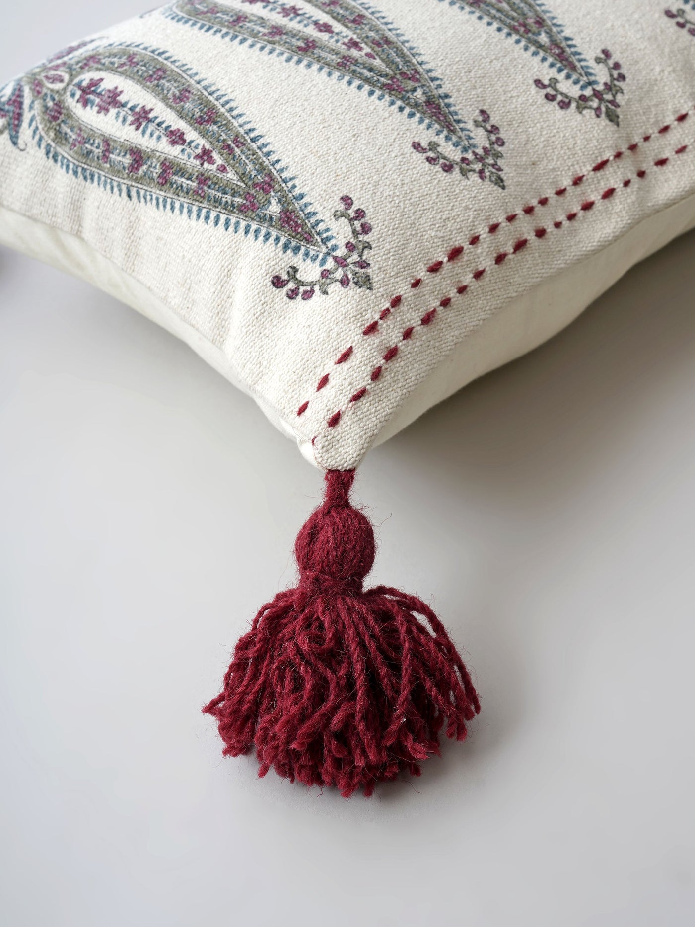 Paisley Hand Wooven Tasseled Cushion