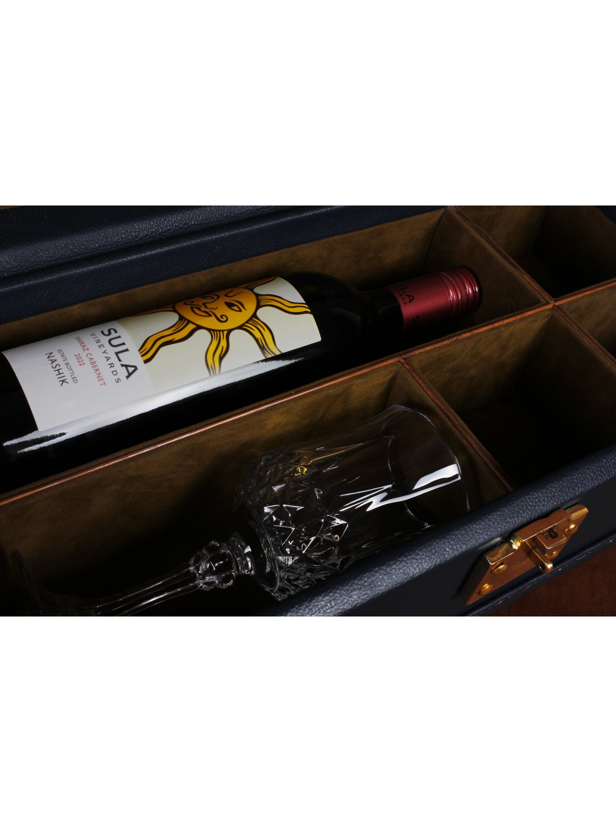 Petite Wine Trunk