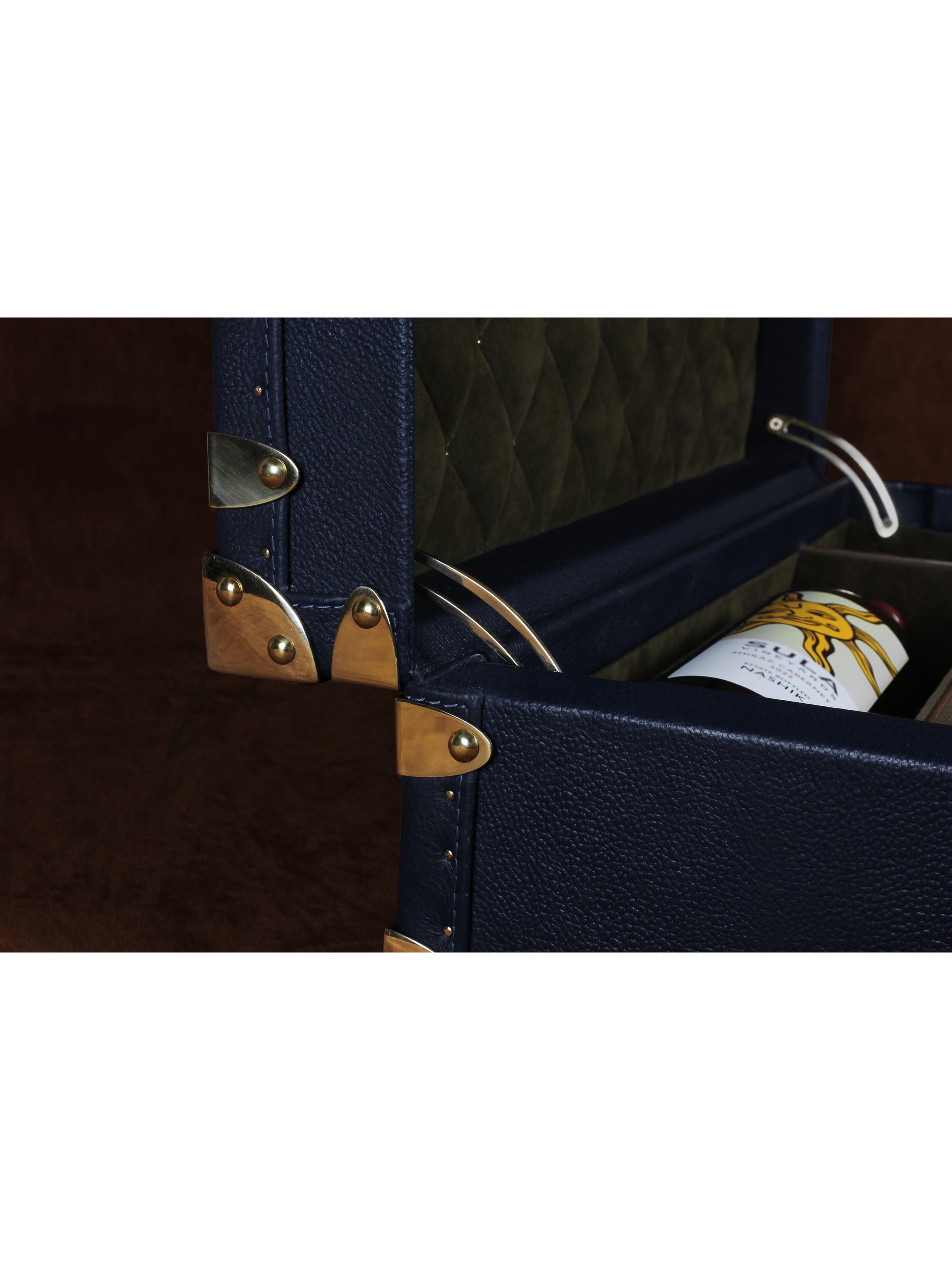 Petite Wine Trunk