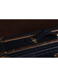 Petite Wine Trunk