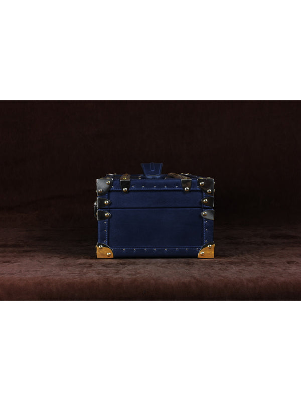 Petite Wine Trunk
