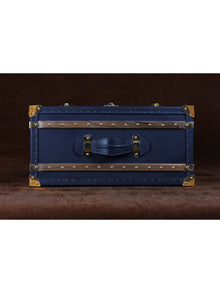 Petite Wine Trunk