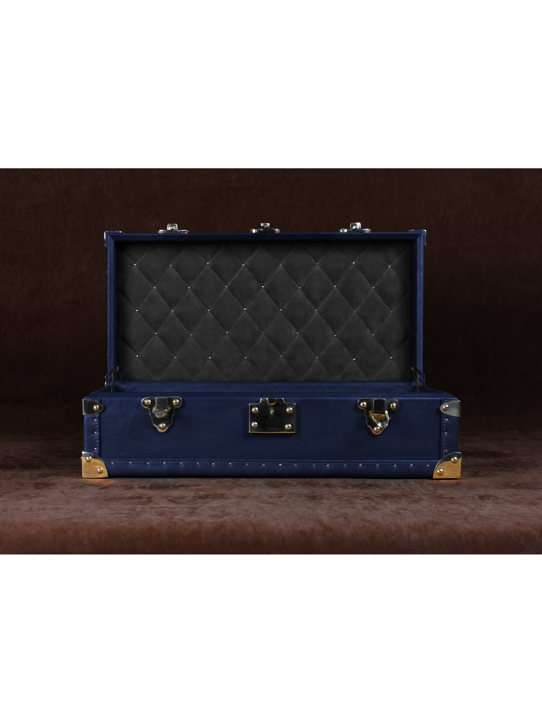 Petite Wine Trunk