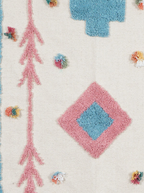 Pfiel Tufted Rug