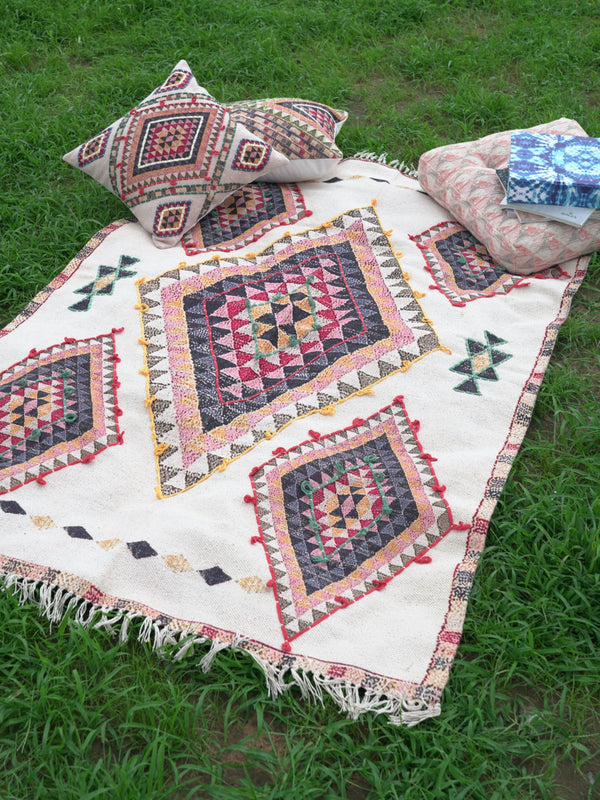 Pitrak Embroidered Cotton Rug