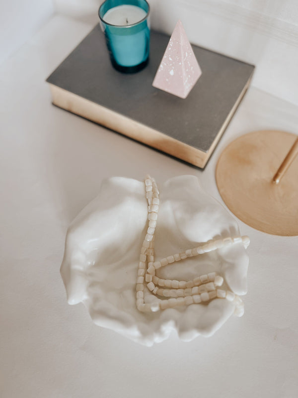 Praying Hands Trinket