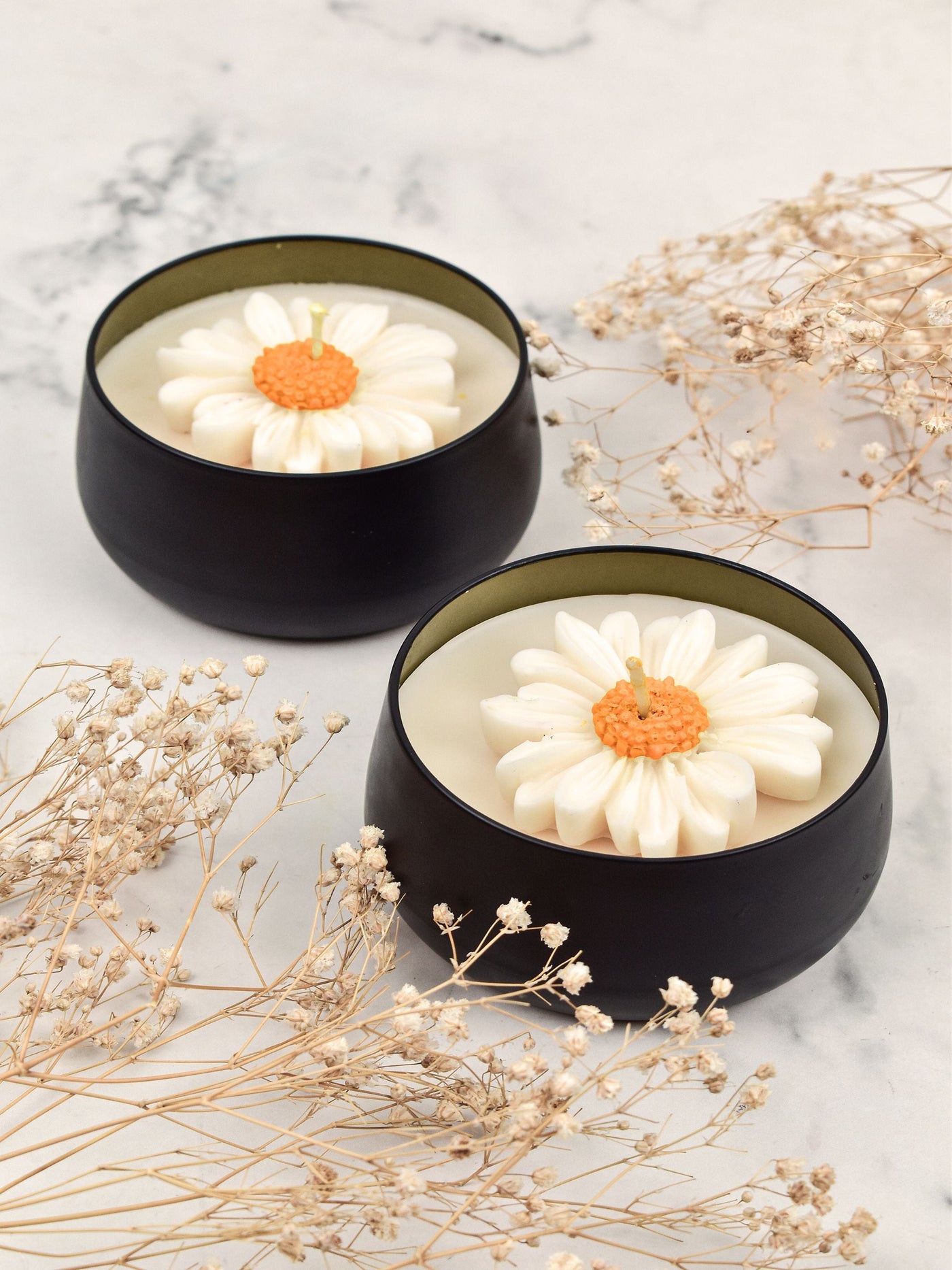 White Daisy Flower Soy Wax Candle