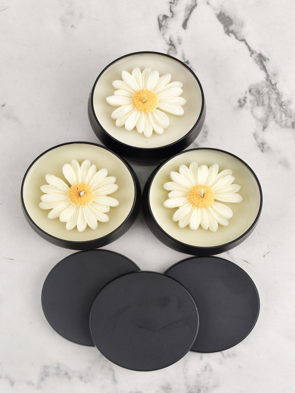 White Daisy Flower Soy Wax Candle