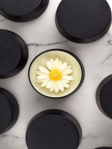 White Daisy Flower Soy Wax Candle