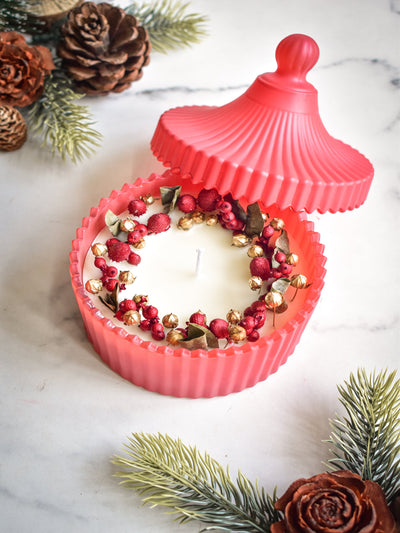 Red Dried Flower Christmas Candle 2