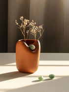 Reminder Vase Terracotta Brown