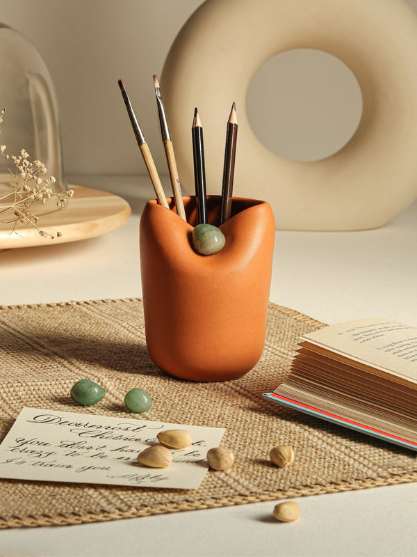 Reminder Vase Terracotta Brown