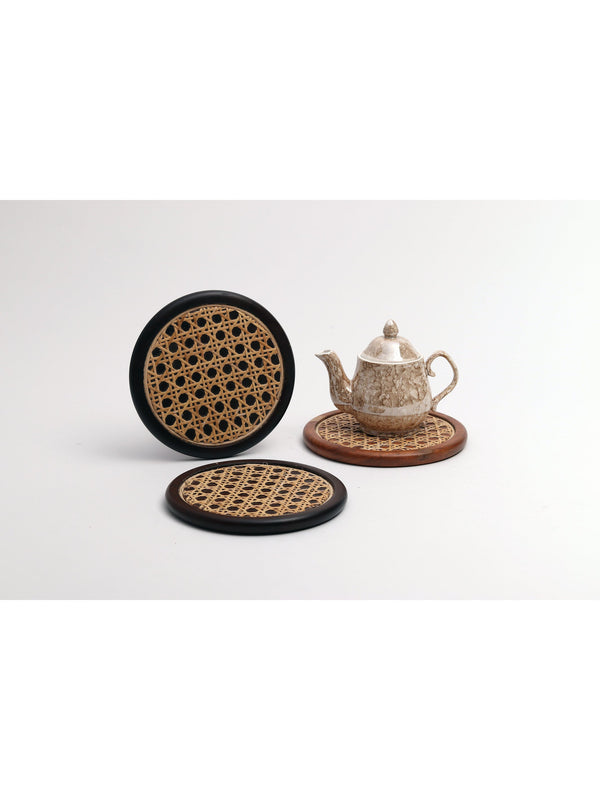 Rosemary walnut disc wicker trivet