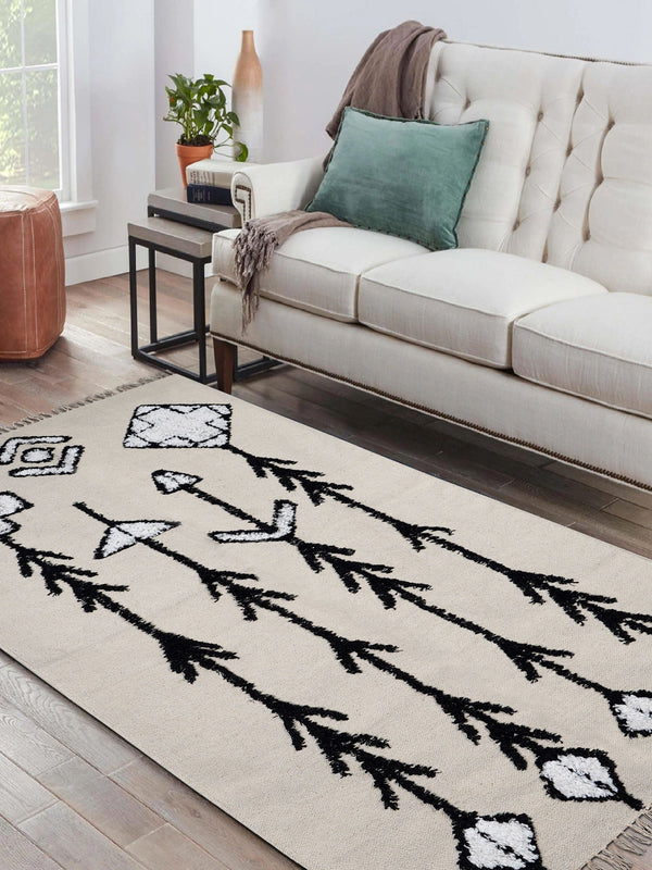 Sagitta Tufted Rug