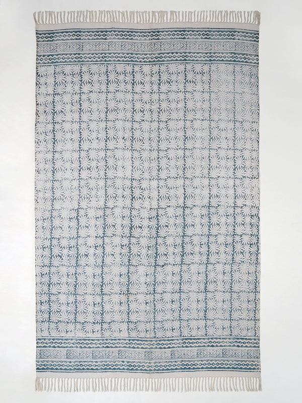 Seamless Jasmine Floral Rug