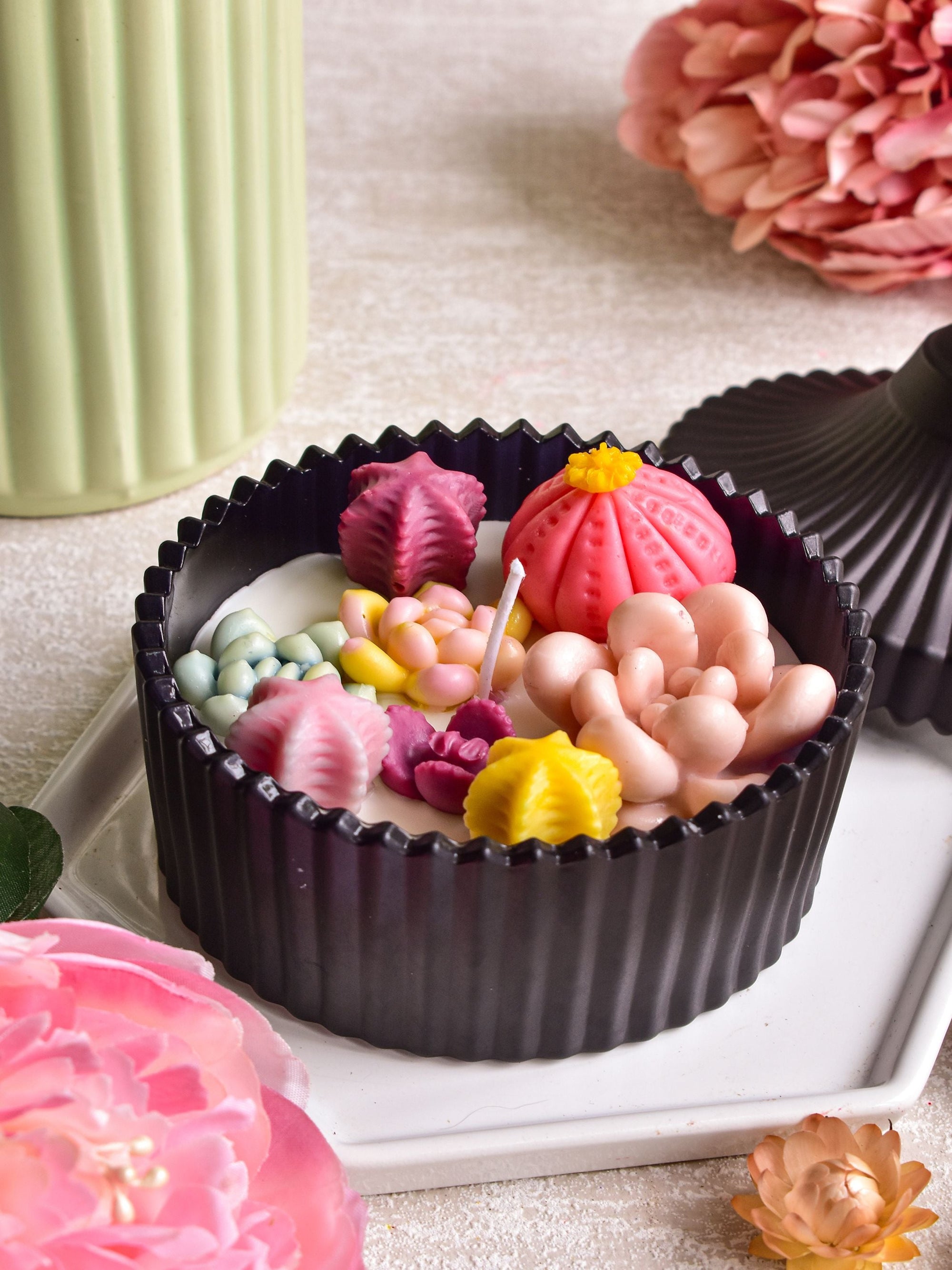 Cacti & Echeveria Black Jar Candle