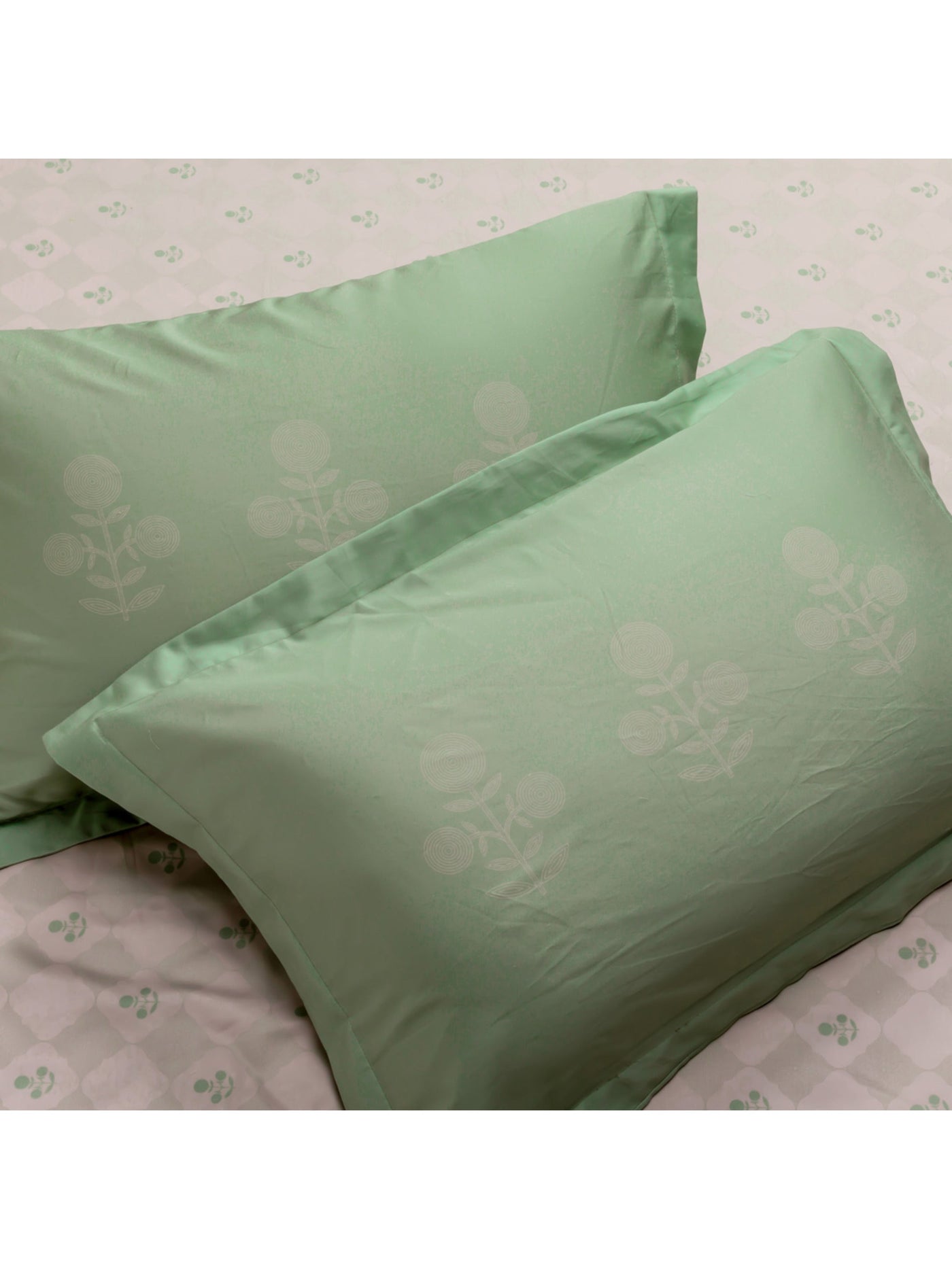 The Bageecha Bedsheet In Tender Green