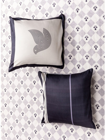 The Bageecha Cushion Covers In Midnight Blue