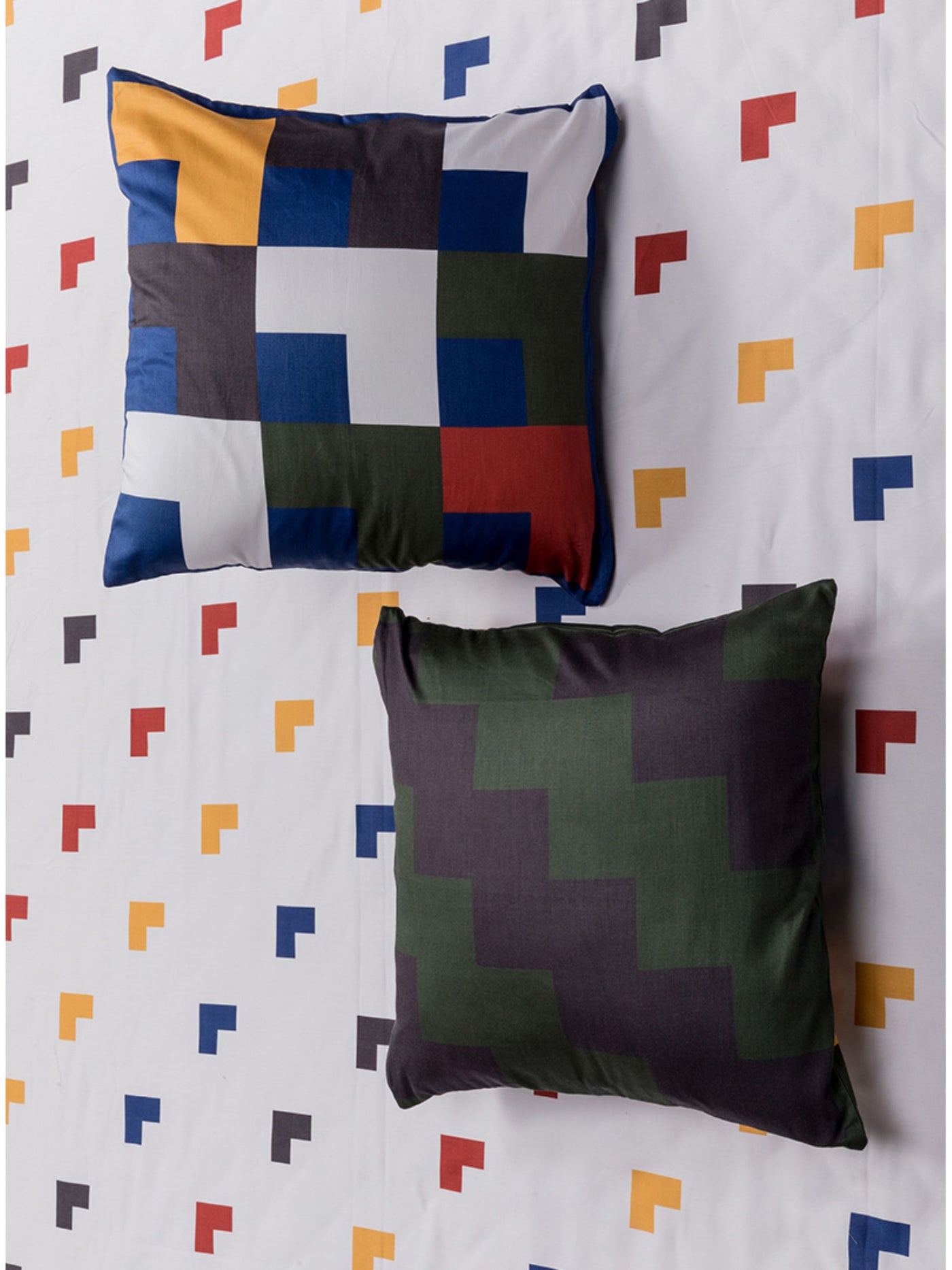 The Chaukona Cushion Covers In Blue & Green