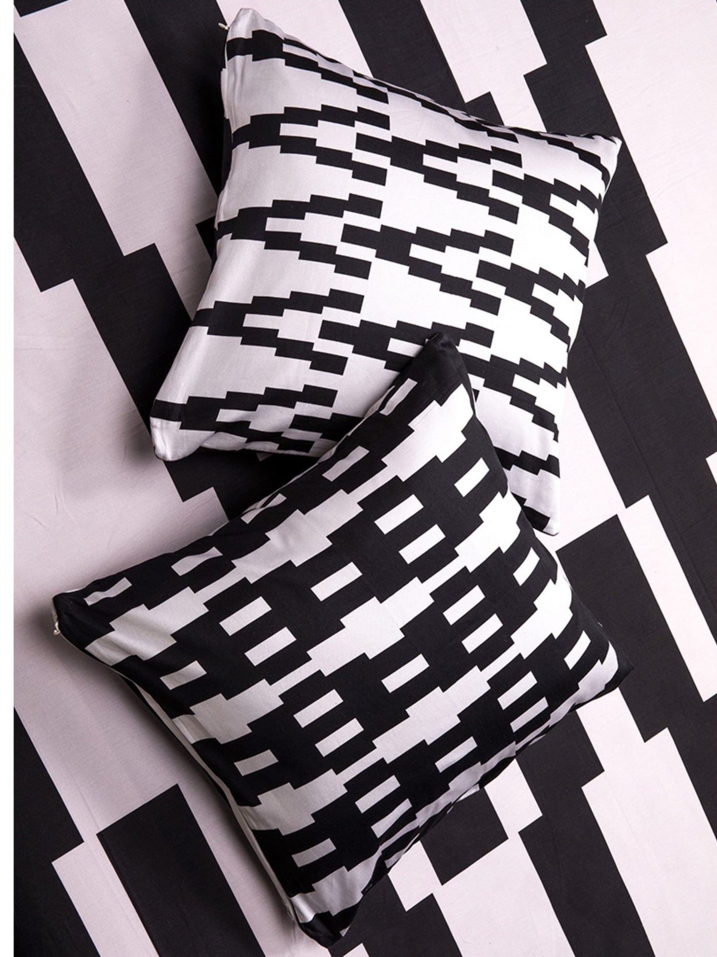 The Dreamscan Cushion Covers In Black