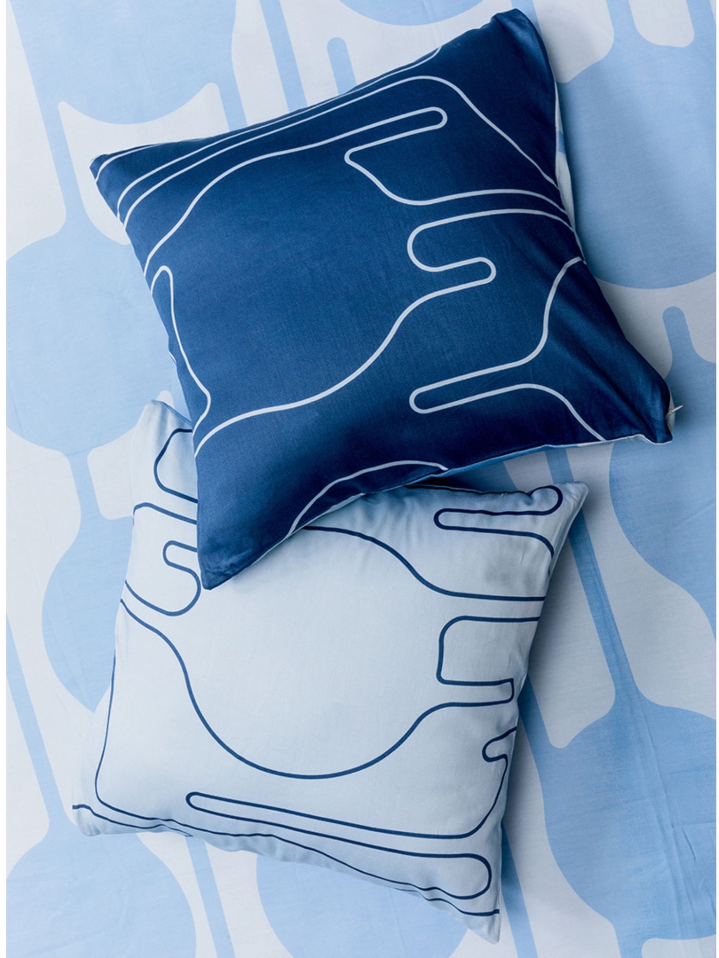 The Dripdrip Cushion Covers In Blue