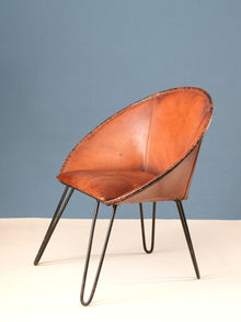 Tufted Leather Scooped Armchair