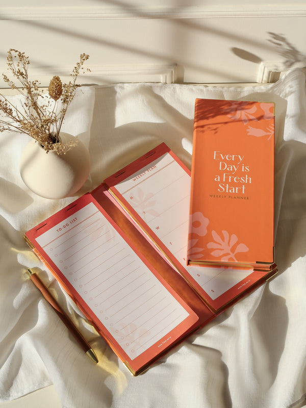 Weekly Planner Coral Rush