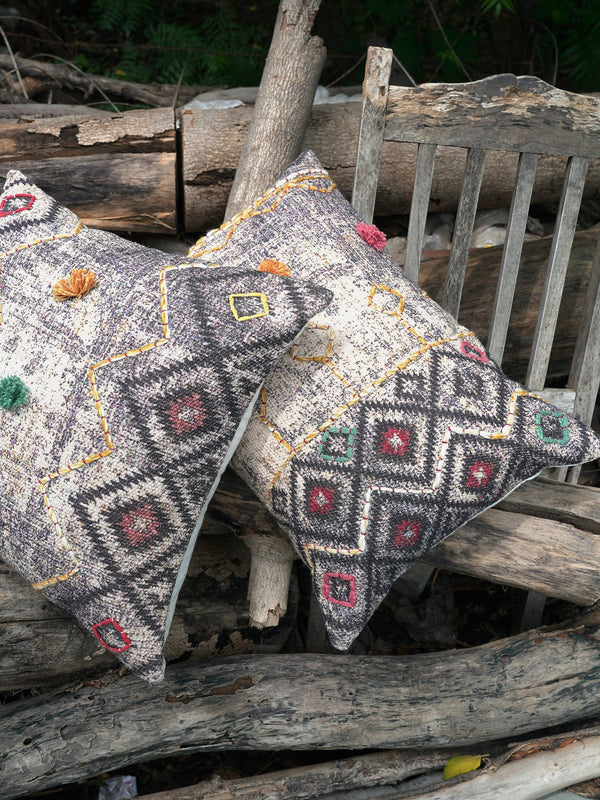 Yildiz Embroidered Pillow Cover